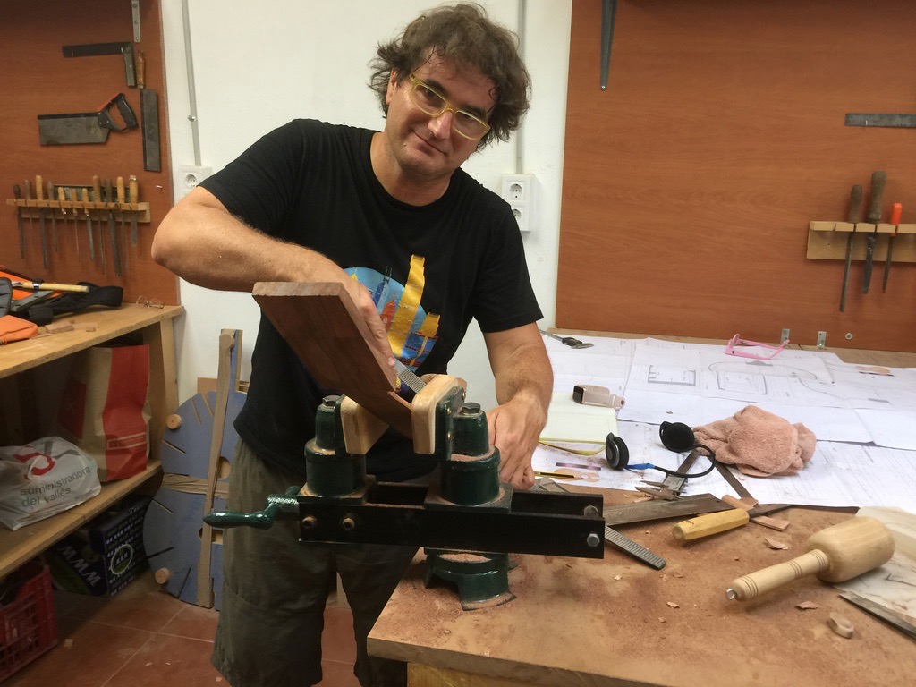 Marc Alier Carving a Guitar Neck
